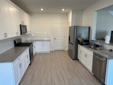 15214 Canyon Rapids Rd, Conroe, TX 77302 - photo 5