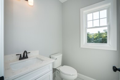 927 High Rd, Berlin, CT 06037 - photo 2