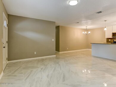 8981 Winrock Dr N, Jacksonville, FL 32216 - photo 5