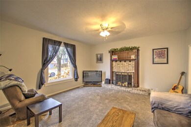 116 S Maple St, Maroa, IL 61756 - photo 7