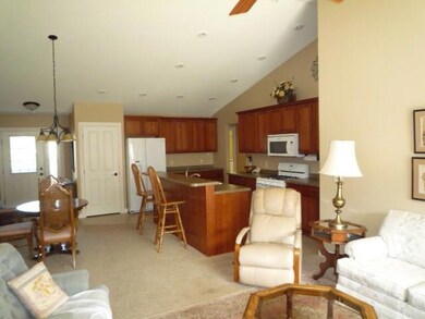 1320 E Orchard Beach Ln unit B, Rice Lake, WI 54868 - photo 5