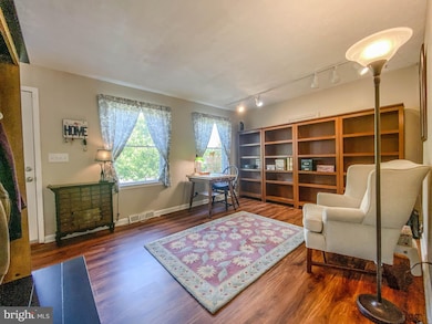 11184 Crest Ln, Bealeton, VA 22712 - photo 6