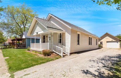 2716 Champaign Ave, Mattoon, IL 61938 - photo 3