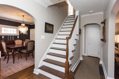 211 Irving Way W, Columbus, OH 43214 - photo 5