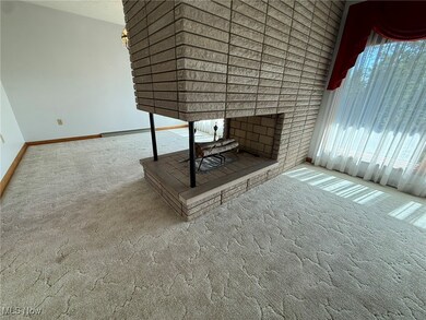 2902 Downeys Hill Dr NE, Dover, OH 44622 - photo 7