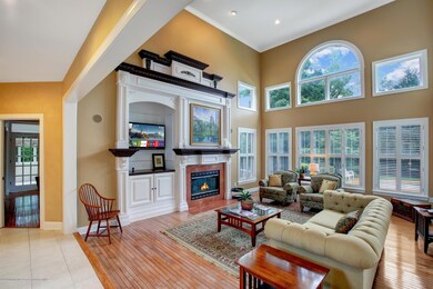 09-Family Room