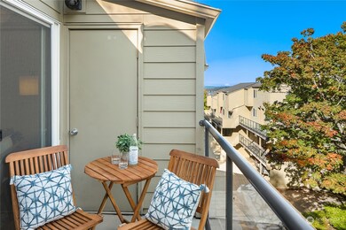 2949 76th Ave SE unit 82C, Mercer Island, WA 98040 - photo 2