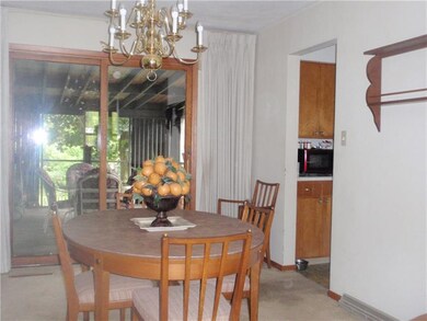 906 Mcknight Rd, Indiana, PA 15701 - photo 4