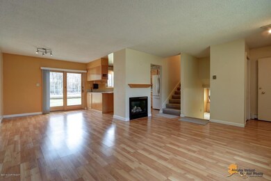 Gorgeous Floors & Great Open Main Living
