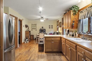 164 Leighton St, Fitchburg, MA 01420 - photo 5