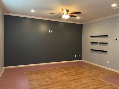 1147 Norham St, Houston, TX 77022 - photo 4