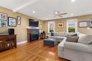 119 Stimson St, West Roxbury, MA 02132 - photo 3