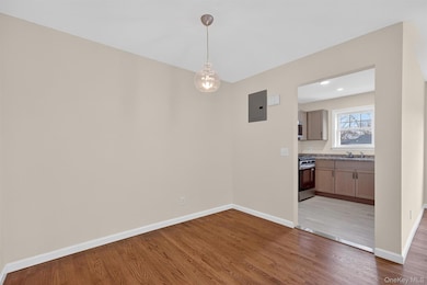 1879 Crompond Rd unit F13, Peekskill, NY 10566 - photo 7