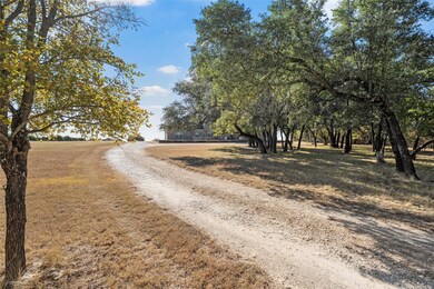 2370 Garrett Ln, China Spring, TX 76633 - photo 6