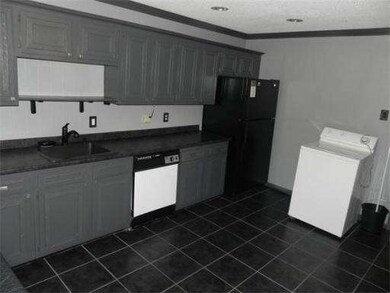 104 Litchfield Pines Dr unit B, Leominster, MA 01453 - photo 5