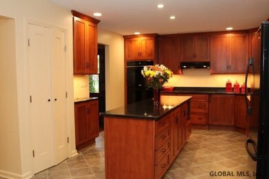 9 Conestoga Dr, Slingerlands, NY 12159 - photo 5