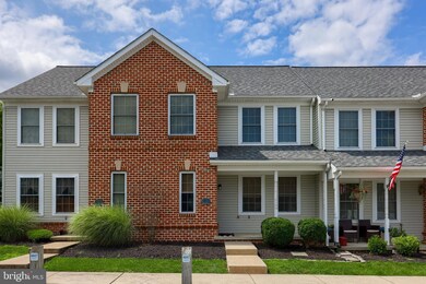 4047 Bradford Cir unit D2, Mount Joy, PA 17552 - photo 2