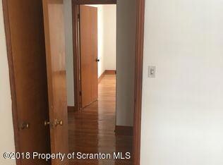 150 Chestnut St, Dunmore, PA 18512 - photo 5