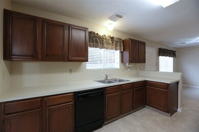 12423 Carlton Oaks St, Tomball, TX 77377 - photo 7