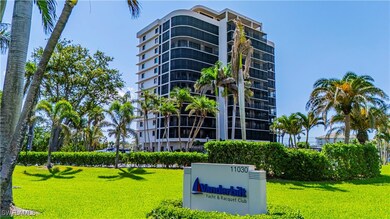 View of apartment building / complex