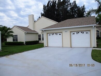 1 Car Garage