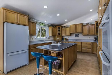 1705 NW Galloway Ave, Terrebonne, OR 97760 - photo 5