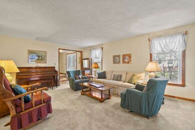 6 Cathedral Cir, Nashua, NH 03063 - photo 4