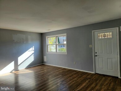6906 Flagstaff St, Hyattsville, MD 20785 - photo 4