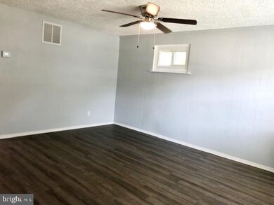 2400 Harriet Ave, Baltimore, MD 21230 - photo 5