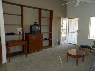 FAMILY ROOM W/ VAULTED CEILING & FAN
