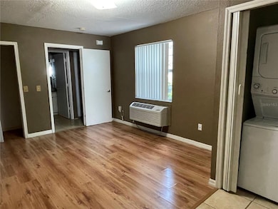 830 Orchid Dr unit A, Davenport, FL 33897 - photo 4