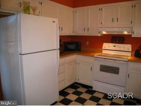 300 Henlopen Station unit 205C, Rehoboth Beach, DE 19971 - photo 2