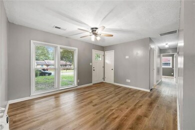 128 Alexander Ct, Riverdale, GA 30274 - photo 4