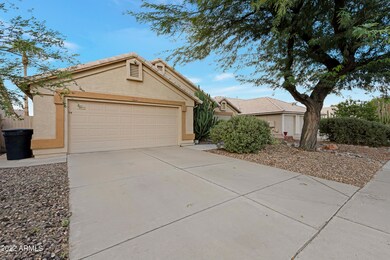 1570 E San Tan St-3