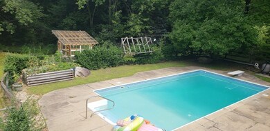 15 New Athol Rd, Orange, MA 01364 - photo 6