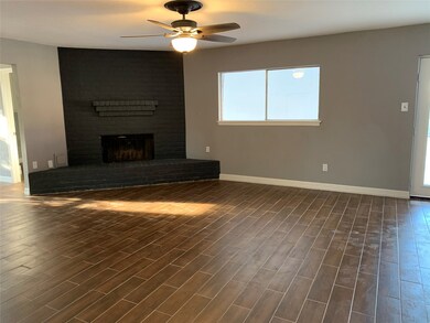 5722 Arncliffe Dr, Houston, TX 77088 - photo 7