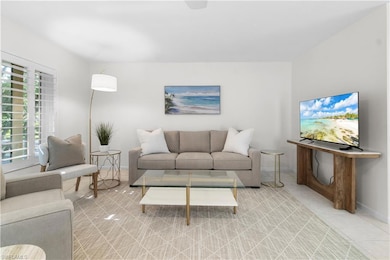 290 4th St S unit 202, Naples, FL 34102 - photo 3