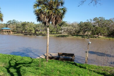 156 Vivian St, Brazoria, TX 77422 - photo 2