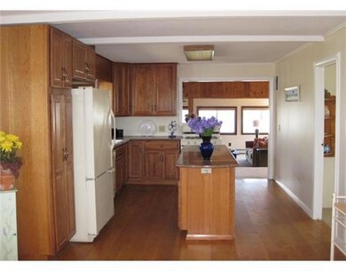 49 Kingston Ave, Wakefield, RI 02879 - photo 6