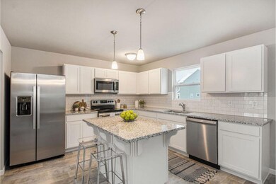 2-MWW020-i2000-Kitchen3