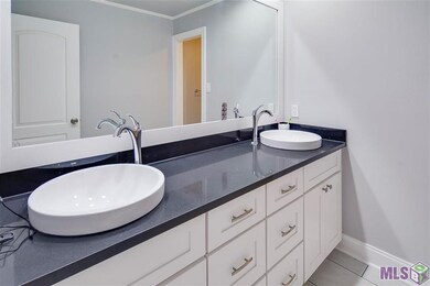 3728 Cherry St, Zachary, LA 70791 - photo 6