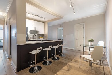 Harbor Towers unit 26C, Boston, MA 02110 - photo 2