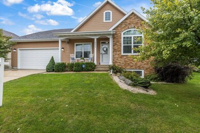 5213 Blazingstar Ln, Fitchburg, WI 53711 - photo 3