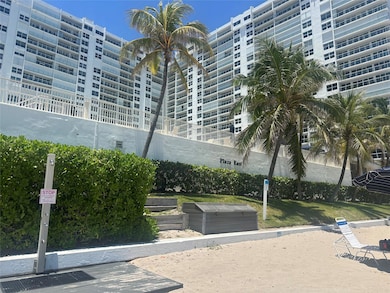Plaza East Condominium unit 4F, Fort Lauderdale, FL 33308 - photo 2