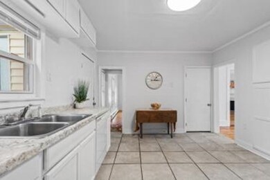 11 Papineau St, Worcester, MA 01603 - photo 3