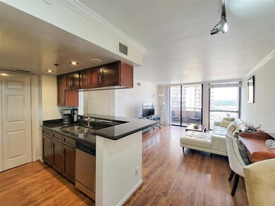 Sage Condominiums unit 1605, Houston, TX 77056 - photo 7