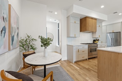 4330 Dickason Ave unit 102, Dallas, TX 75219 - photo 6