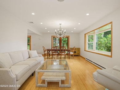 3-web-or-mls-41-leonard-ave