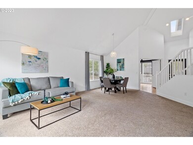 426 SW 18th St, Troutdale, OR 97060 - photo 7