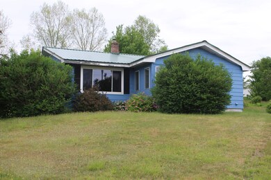 88 Lancaster Rd, Whitefield, NH 03598 - photo 2